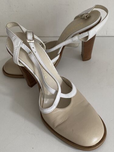 Sandales Neuves Taille 39 Bout Fermé Talons 8 Cms À Lanières Derrière 