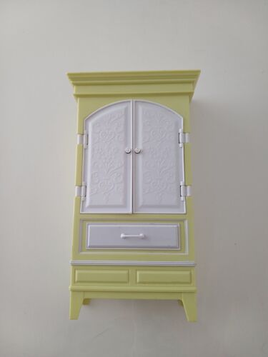 Armoire Miniature Barbie - Jaune Pastel & Blanc