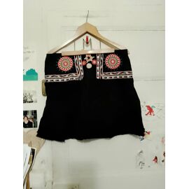 Jupe Noire Haut Broderie Multicolore 42 Xl Desigual.