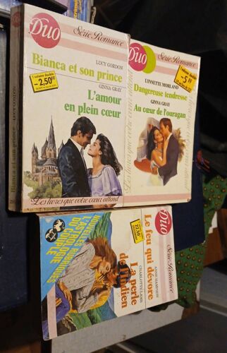 Duo Serie Romance Double Volume Lot De 3 Livres.