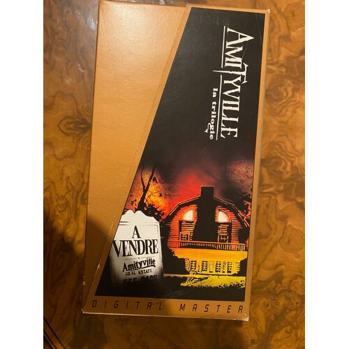 Amityville La Trilogie Vhs Coffret Collector Rare – Édition Française Digital Master