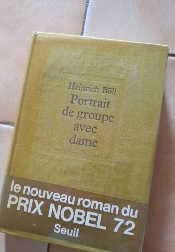 Portrait De Groupe Avec Dame :Heinrich Boll
