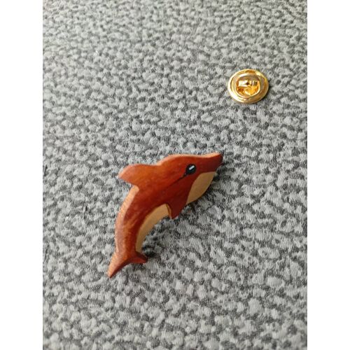 Pin'S Dauphin En Bois Ref 3802