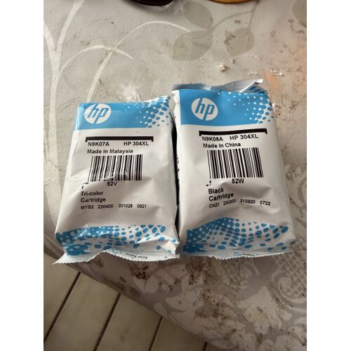 Vend 2cartouches304xl couleur et noir
