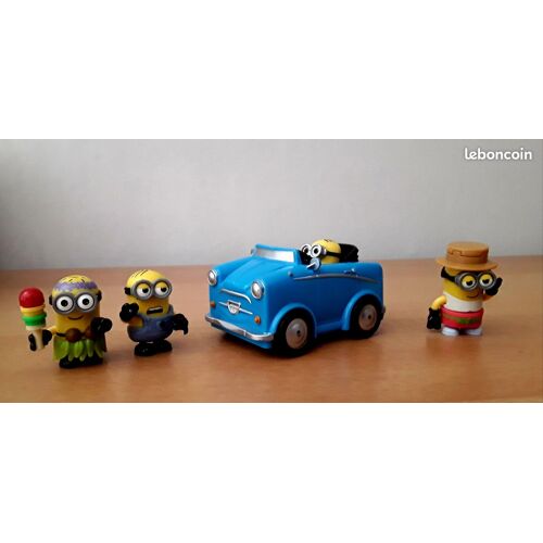 Lot 3 Figurines Et Une Voiture : Les Mignons