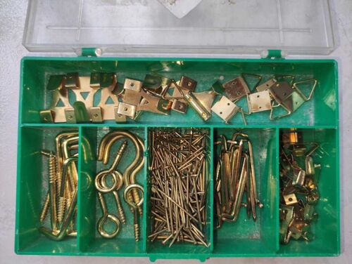 Assortiment fixation murale + boite