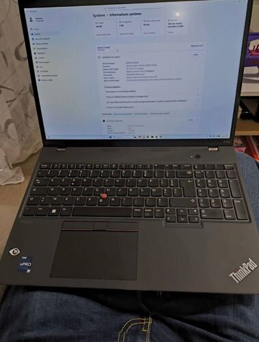 Thinkpad P16s Gen 1 core i5 16 Go de ram et SSD 256 GO 16" FULL HD