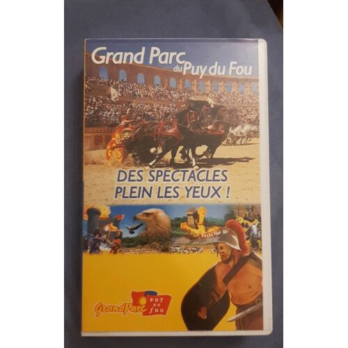 Grand Parc Du Pays Du Fou Des Spectacles Plein Les Yeux Et Cinesenie
