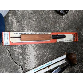 Lime ronde dans son boîtier en bois tailador neuve