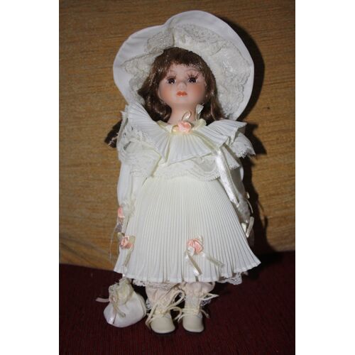 Poupée En Porcelaine 27 Cm (N18)
