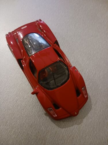 Voiture Enzo Ferrari Altaya