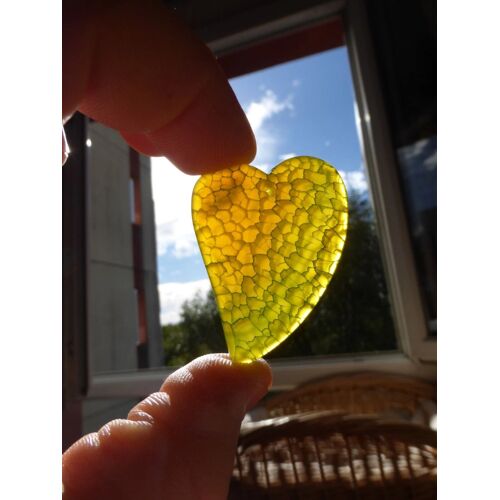 Pendentif Coeur En Agate Jaune Et Bleu Avec Veines De Dragon - 5 Cm. Superbe Transparence À La Lumière. Lot 2001