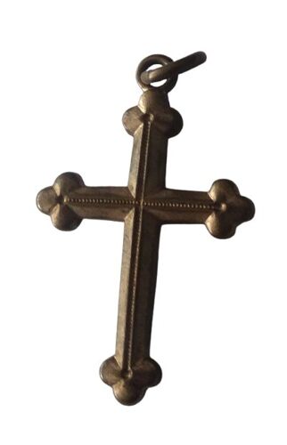 Pendentif Croix En Métal Argenté Ciselé