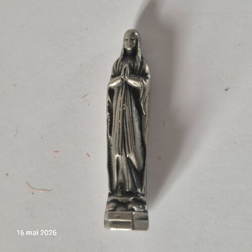 Statue catholique religieuse française en métal de la Sainte Vierge Marie Notre-Dame.