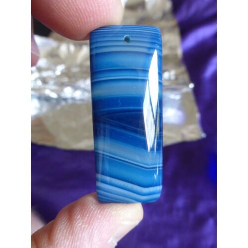 Pendentif Bleu, Rectangle En Agate - 4.9 Cm. Magnifique Transparence À La Lumière. Lot 1973