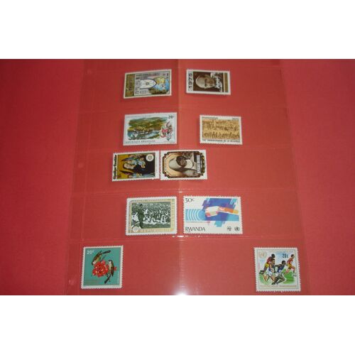 Lot De 10 Timbres Ruanda