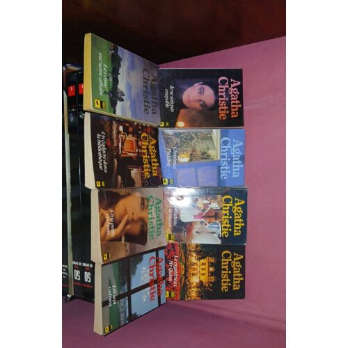 Agatha Christie Le Club Du Masque Lot De 8 Livres.