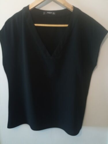 Haut Fluide Noir Mango Basics – Taille S
