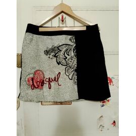 Jupe Noire /Blanche 42 Xl Desigual.