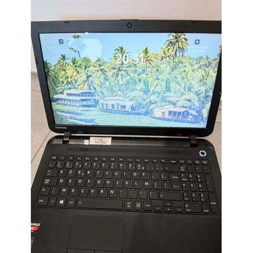 Toshiba Satellite rapide – 8Go RAM, 1To, batterie OK, Windows 11