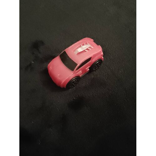 Voiture Miniature Rouge Made In China.-Générique