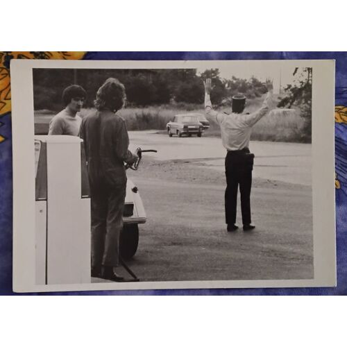 Rare : Carte Postale Pompiste Photo De Rene Maltette - Humour : Les Apparences Sont Parfois Trompeuses
