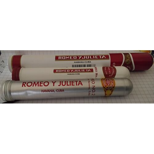 Lot de 3 etuis a cigare vides marque romeo y julieta