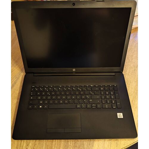 Pc portable HP W11 17 pouces Intel Core I3 1ToHDD 8Go RAM. Pad numérique et lecteur cd intégré