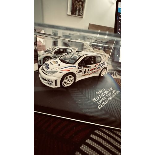 Skid 1/43 Peugeot 206 Wrc Morel/Guellerin - Rally Catalunya 2000 - Skm151 Neuf Sous Blister
