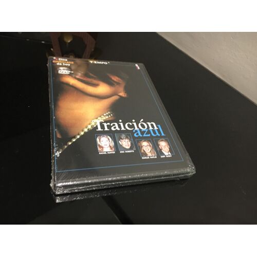 Traicion Azul (Rachel Hunter, Eric Roberts, Marlee Matlin) - Dvd