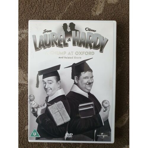 Laurel And Hardy 1 - A Chump At Oxford Et Courts Métrages Associés - Dvd Comédie