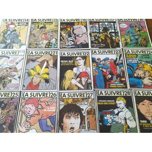 Revue À Suivre ( 15 Numéro)