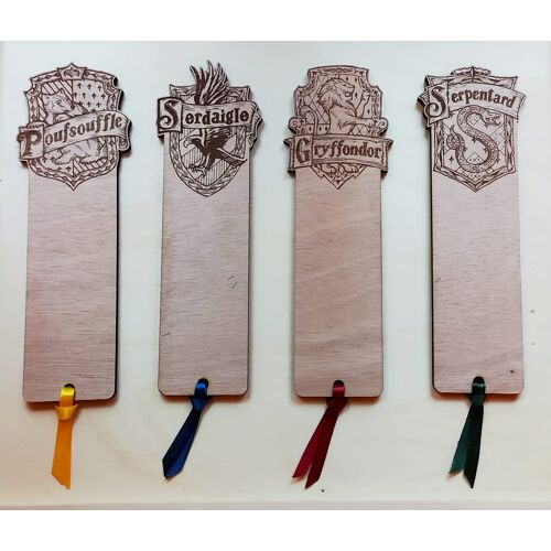 Marque-Page En Bois Harry Potter ¿ Blasons Des Maisons De Poudlard (À L'Unité Ou En Lot) - Gravure Laser - Accessoire Lecture
