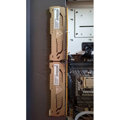 Patriot Viper Steel Kit 16 Go DDR4-3733 CL17 (PVS416G373C7K)