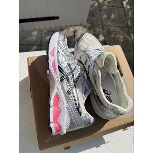 Chaussures Asics Gel