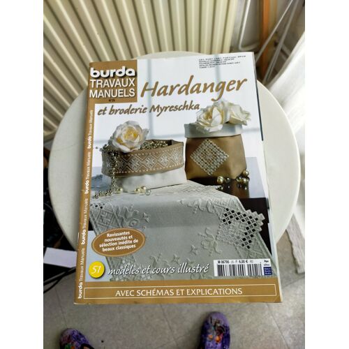 Burda Travaux Manuels N° 25 - Broderie Myreschka 57 Modèles