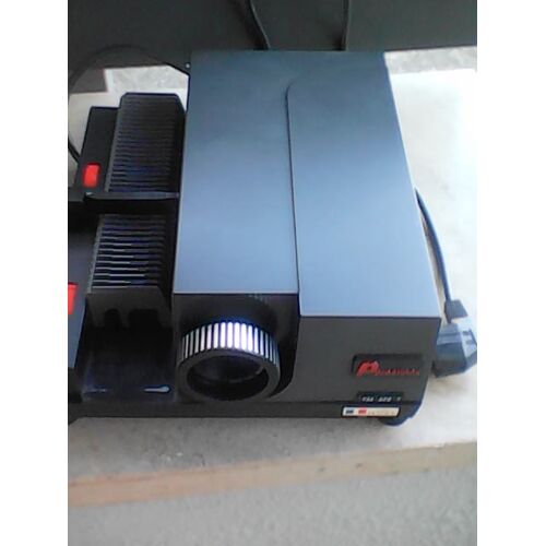 Projecteur Prestinox 724 AFE T Autofocus