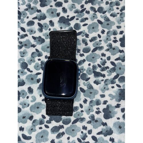 32go, Gps, Aluminium. Batterie À 84%. Montre Vendu Avec Des Équipement (Coque De Protections Et Bracelets) Et Dans Sa Boîte D¿Origine.