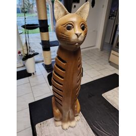 Sculpture de chat en bois range CD