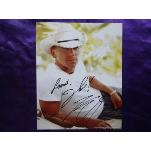 Kenny Chesney Autographe Sur Grande Photo 20.2 X 25.4 Cm 2004