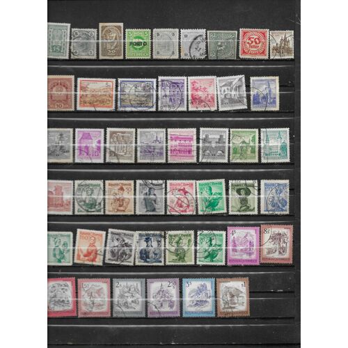 46 Timbres Autriche 1890