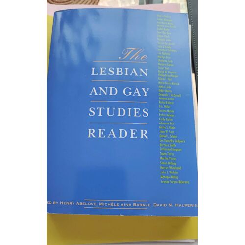 The Lesbian And Gay Studies Reader Édité Aux Usa Rassemble 42 Éssais Des Meilleurs Travaux Dans Le Champ Des Lesbian/Gay Studies . Les Auteurs Appartiennent À Différentes Disciplines.