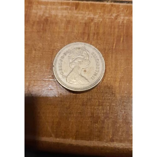 Pièce De La Reine Elizabeth Ii One Pound
