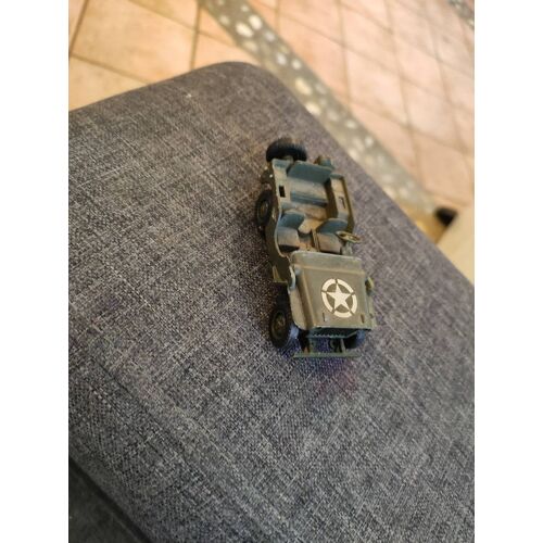 Jeep Us Solido-Solido