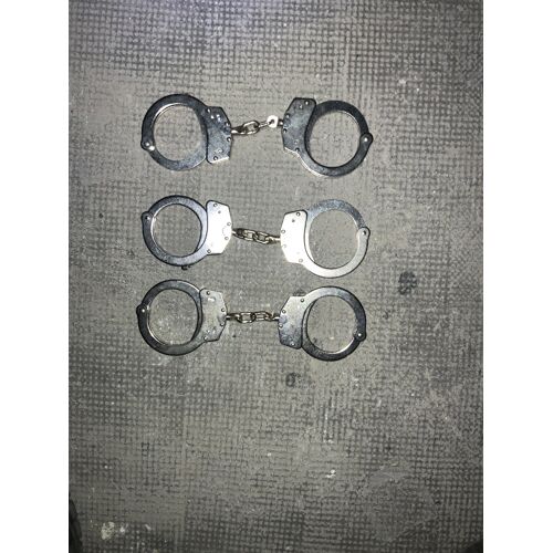 3 Paires De Menottes Avec Clés