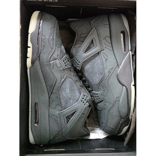Nike Air Jordan 4 Retro Kaws