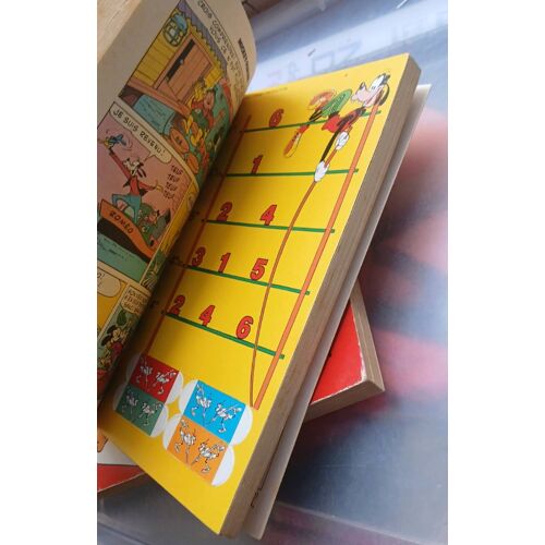 Mickey Parade 56 Et 67 Avec Cadeau Non Détaché : Le Jeu Porte Bonheur Et Le Goof'Hop