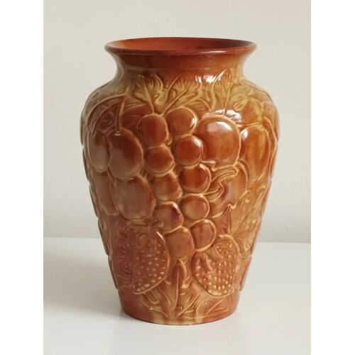 Vase en céramique printanier marron