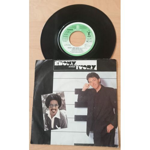 Ebony And Ivory - 45 Tours ( Paul Mccartney / Stevie Wonder )