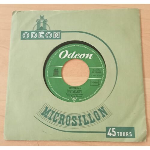 Yesterday / Act Naturally - 45 Tours ( The Beatles )